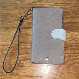 Michael Kors iPhone X